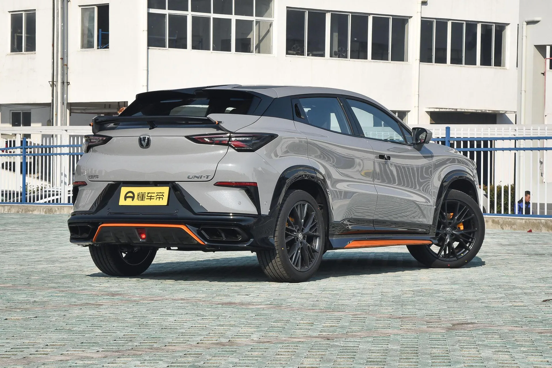  UNI-T Second Generation 1.5T Sport Flagship