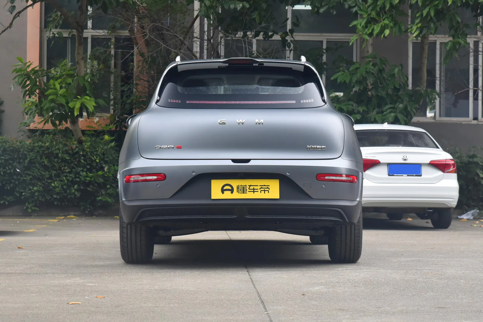  5 EV 480km Pro