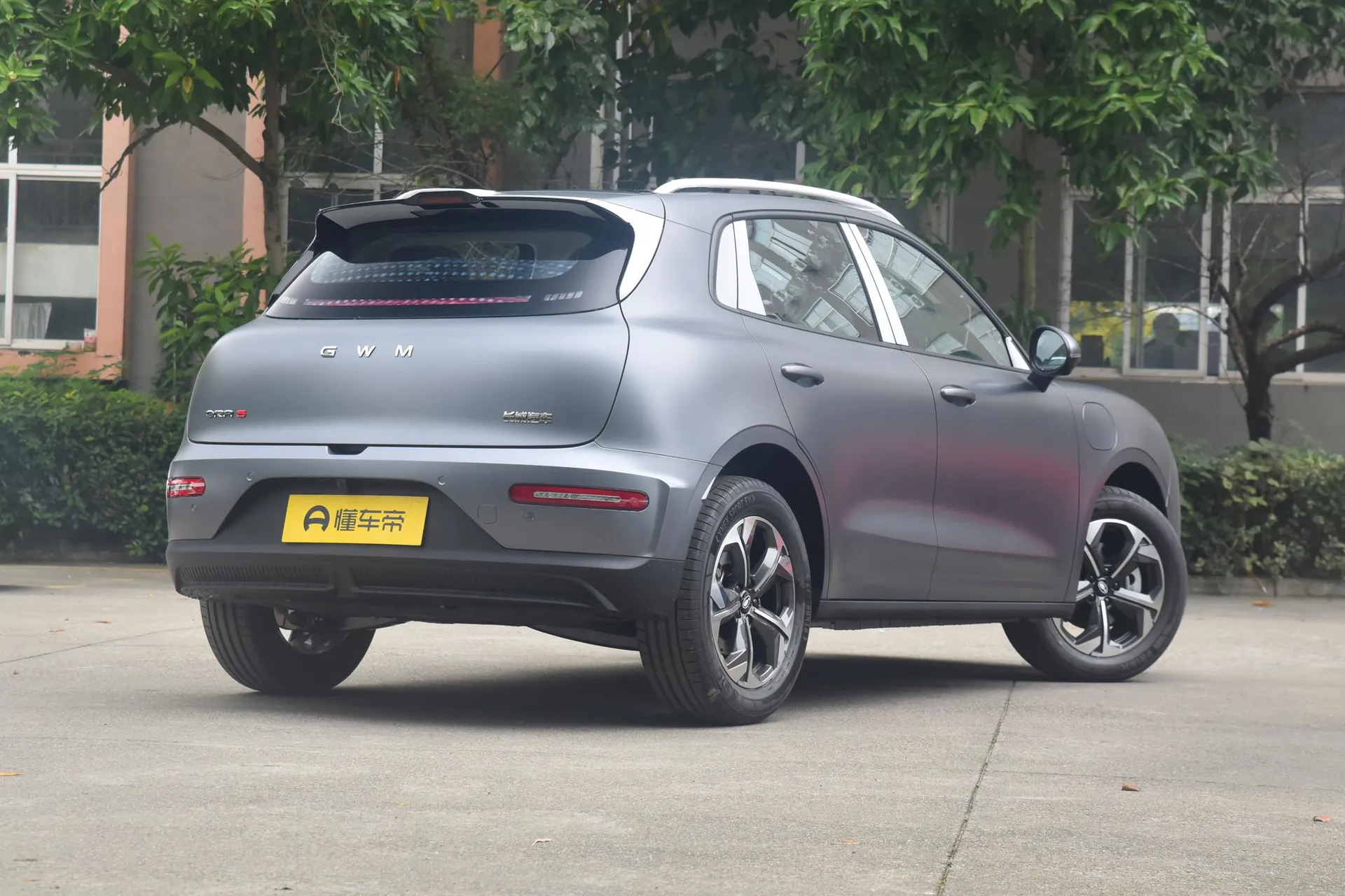  5 EV 480km Pro