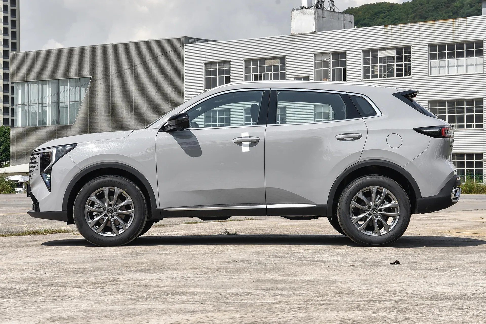  CS55 PLUS Fourth Generation New Blue Whale 1.5T Leading