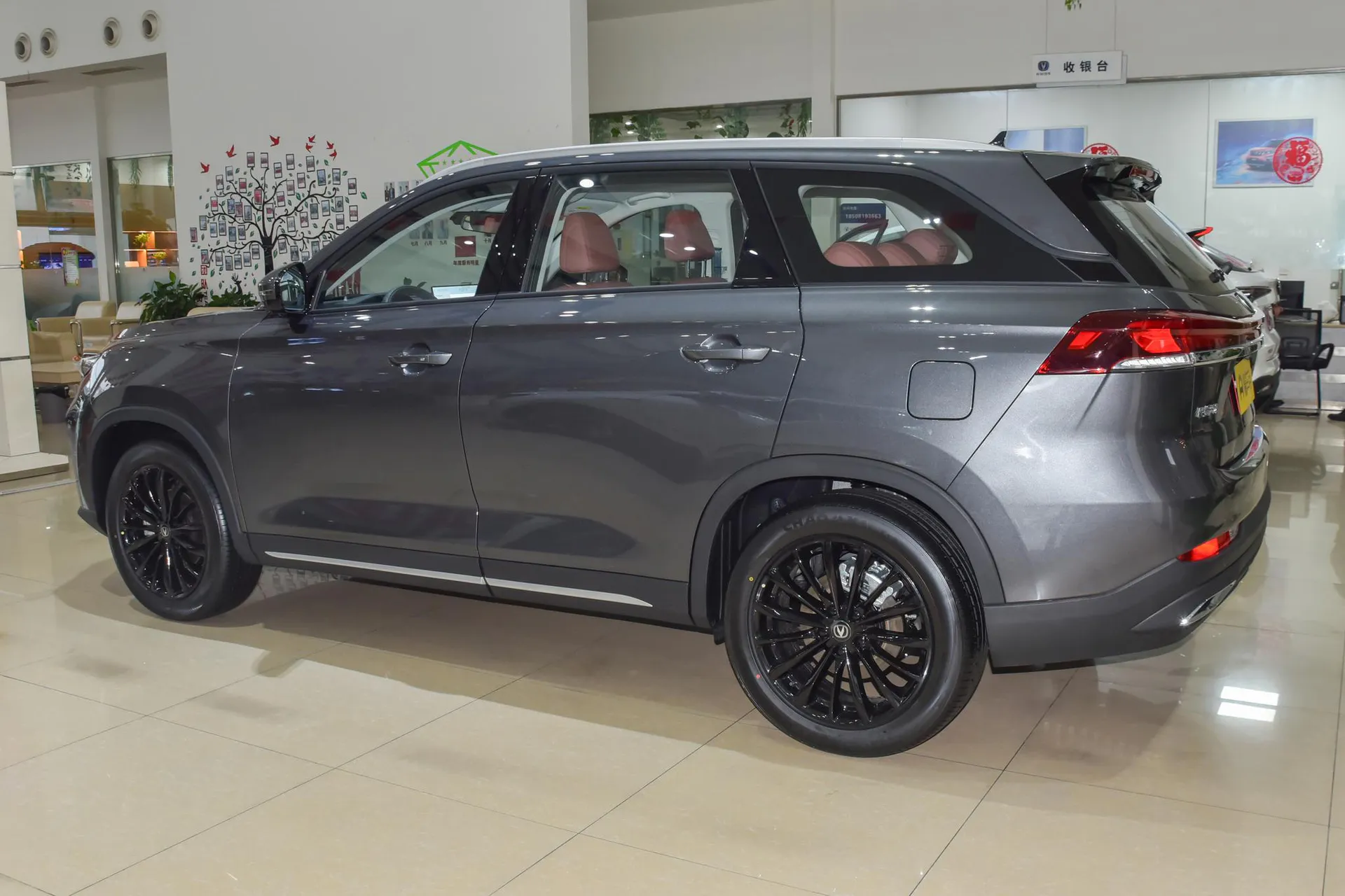  CS75 PRO 1.5T DCT Prestige 7-Seater