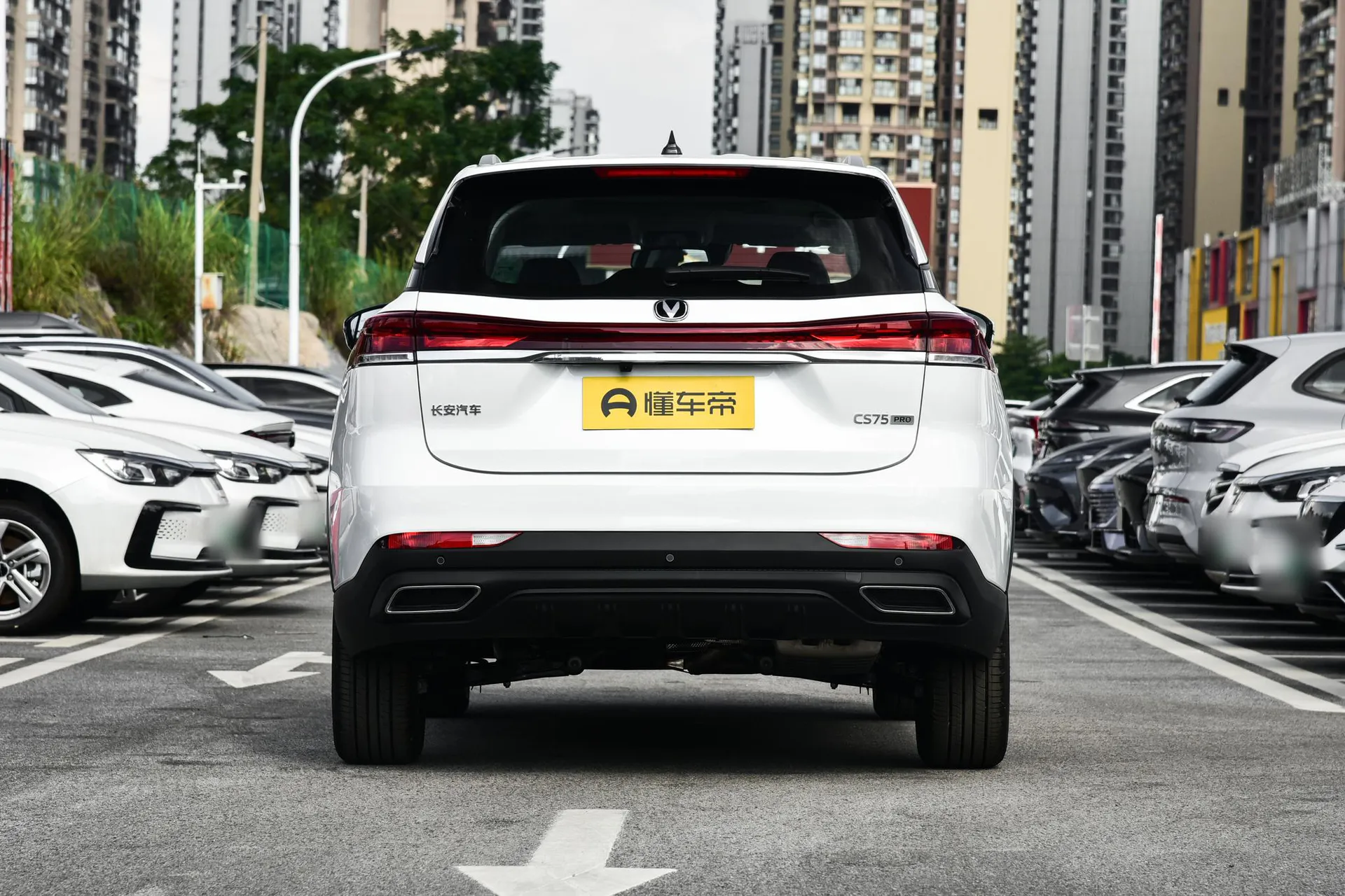  CS75 PRO 1.5T DCT Prestige 7-Seater