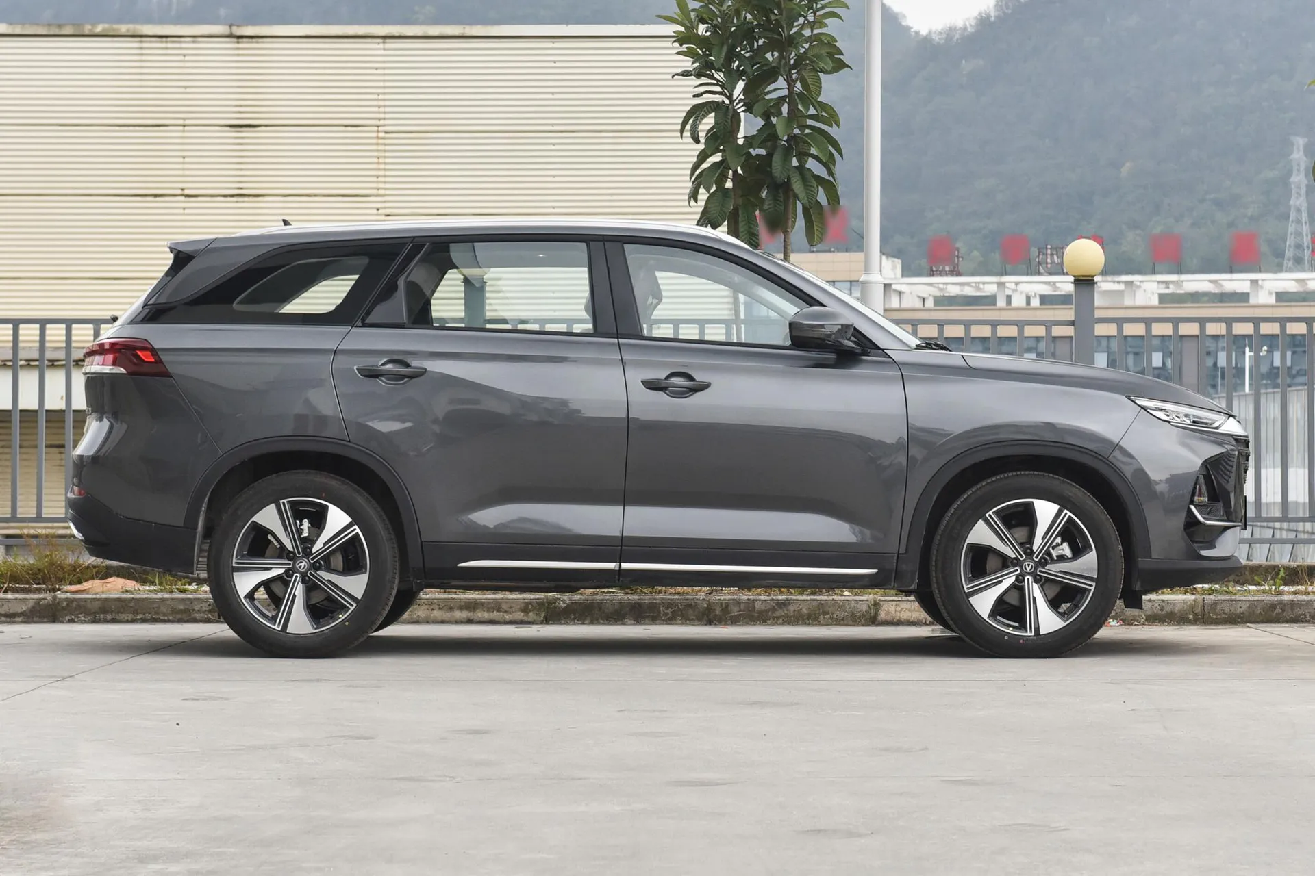  CS75 PRO 1.5T DCT Joy 5-Seater