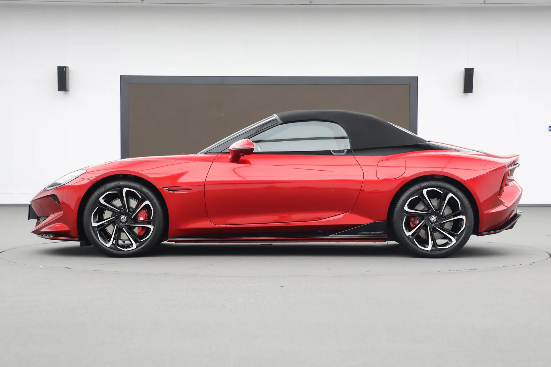  Cyberster 520km Legend AWD