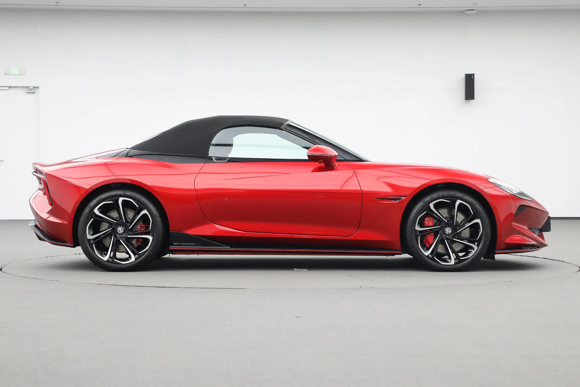  Cyberster 520km Legend AWD