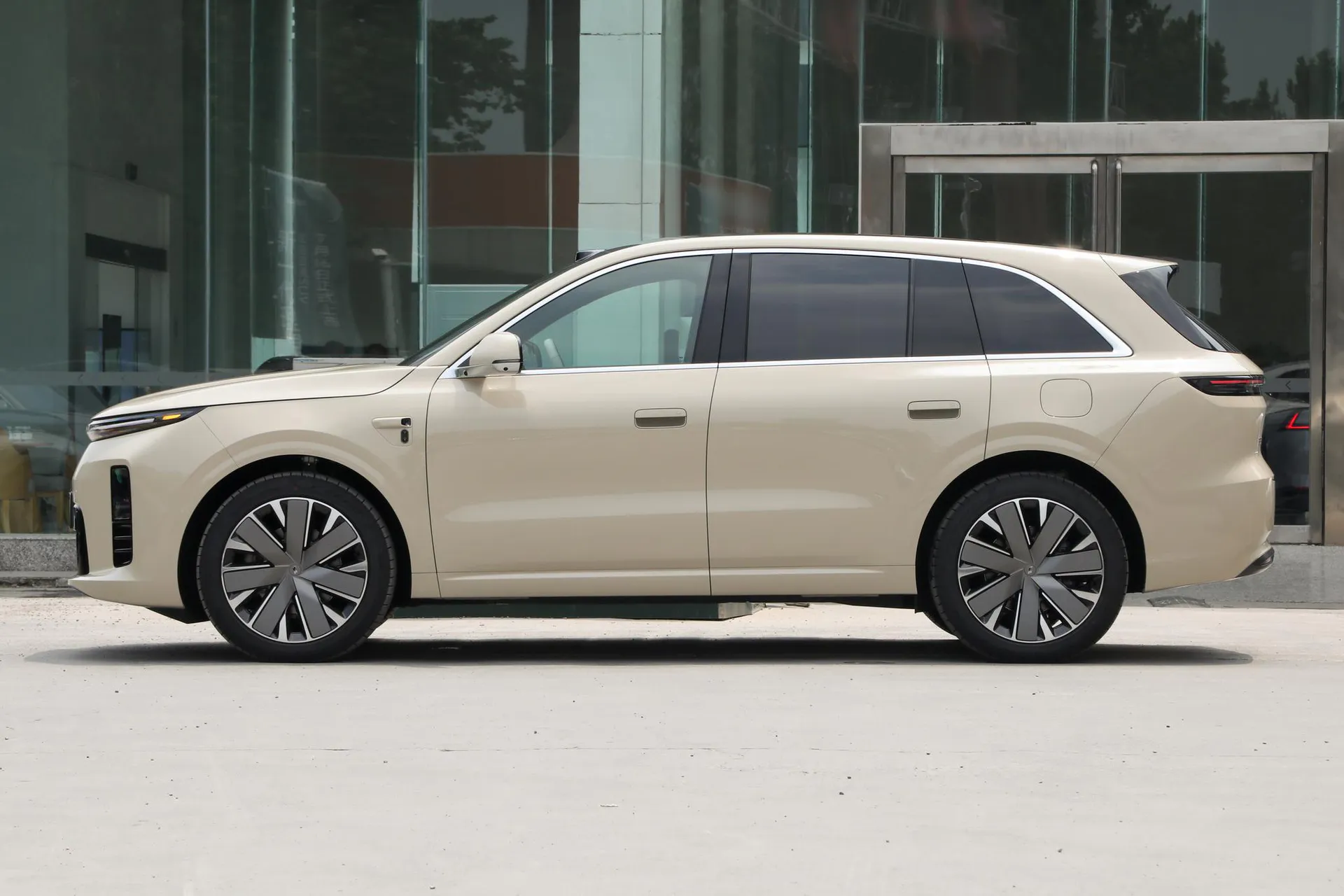  L6 Ultra