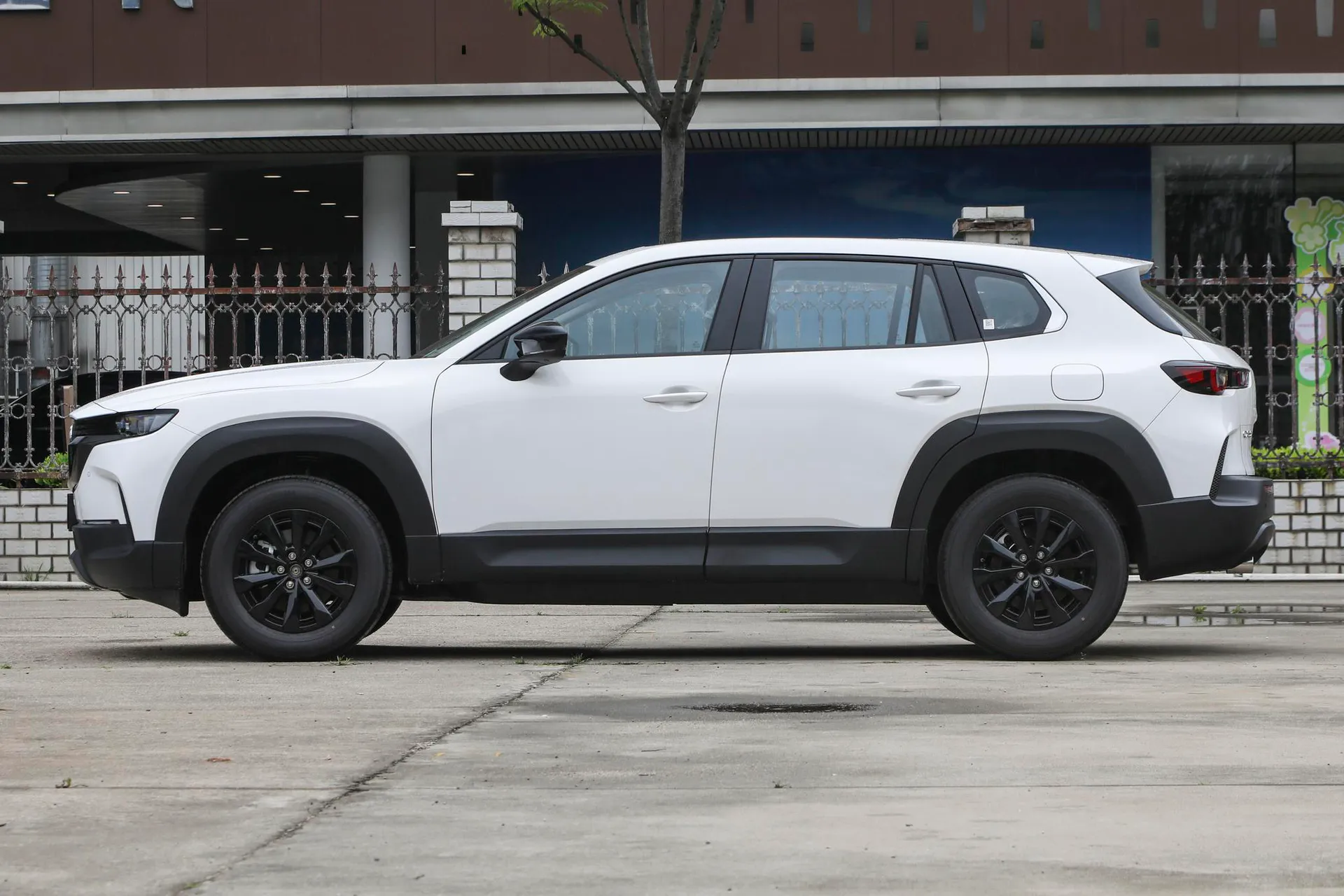  CX-50 2.0L
