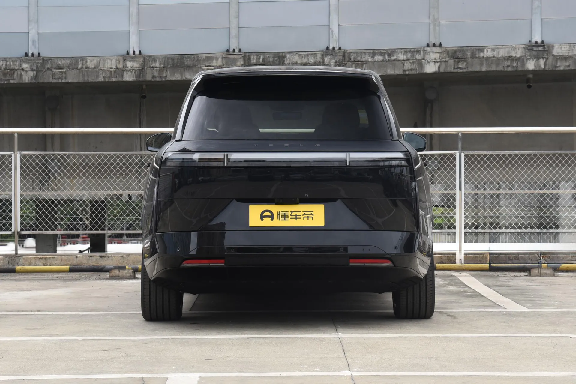  GX BEV 665 Ultra SE