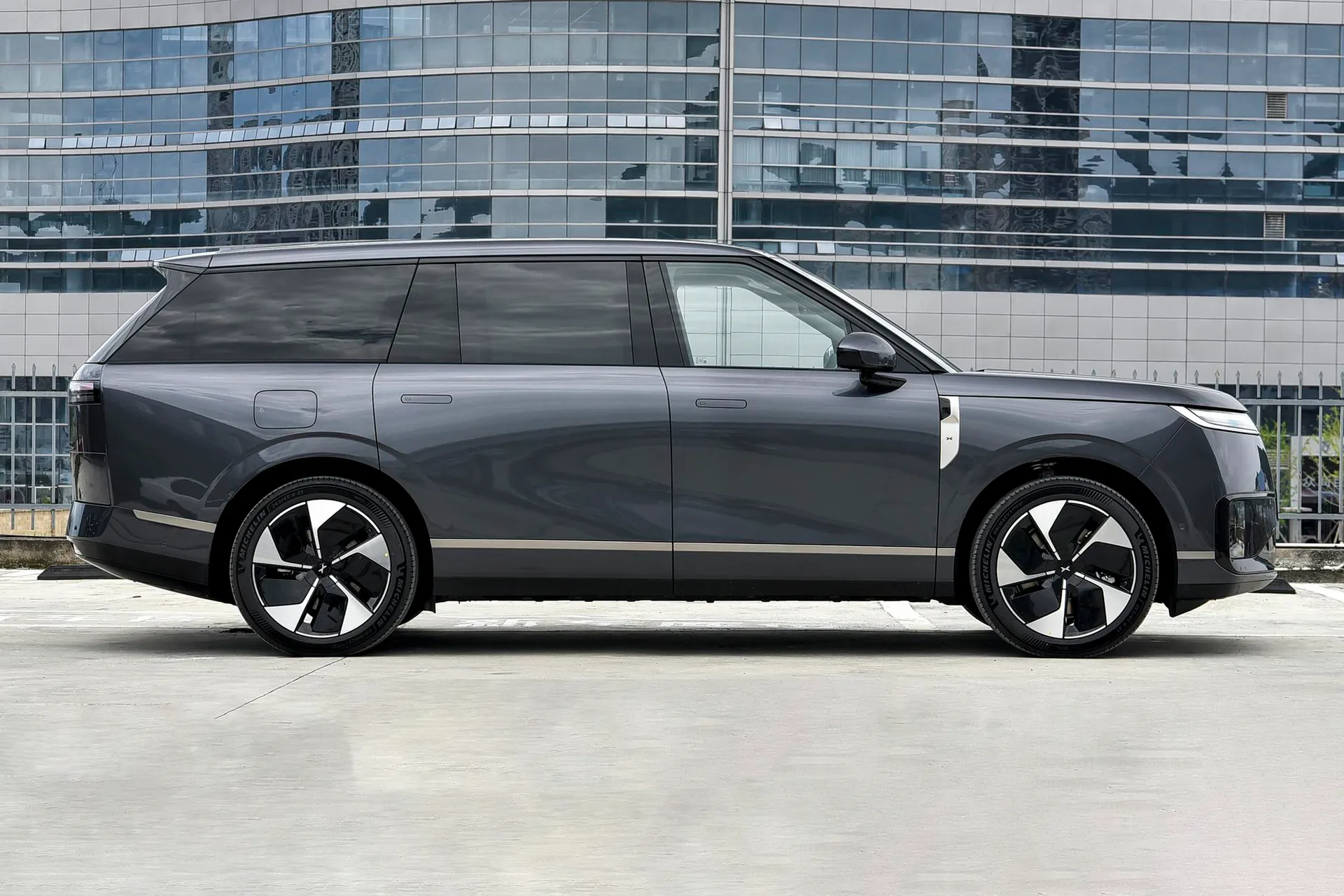  GX BEV 665 Ultra