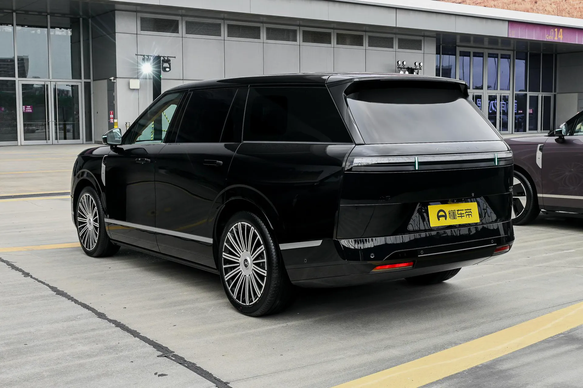  GX BEV 750 AWD Ultra Flagship