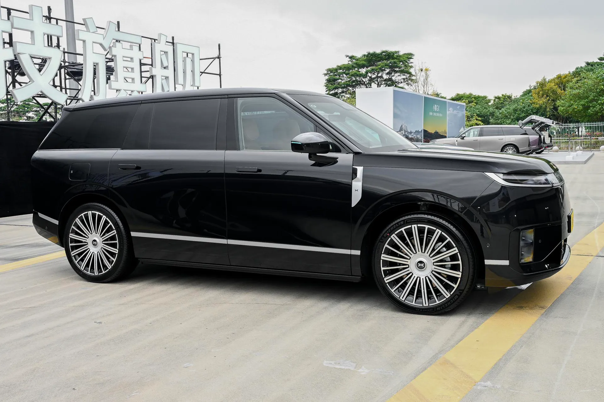 GX BEV 750 AWD Ultra Flagship
