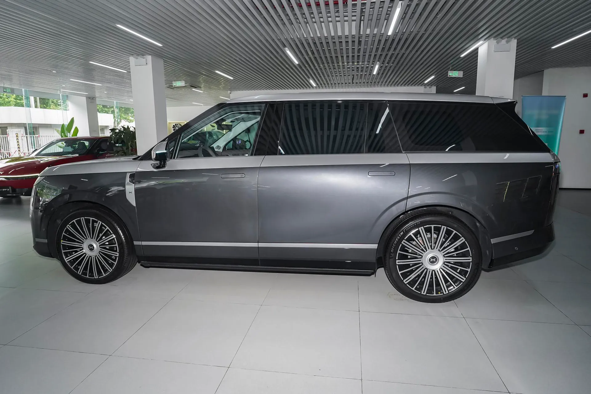  GX BEV 750 AWD Ultra Flagship