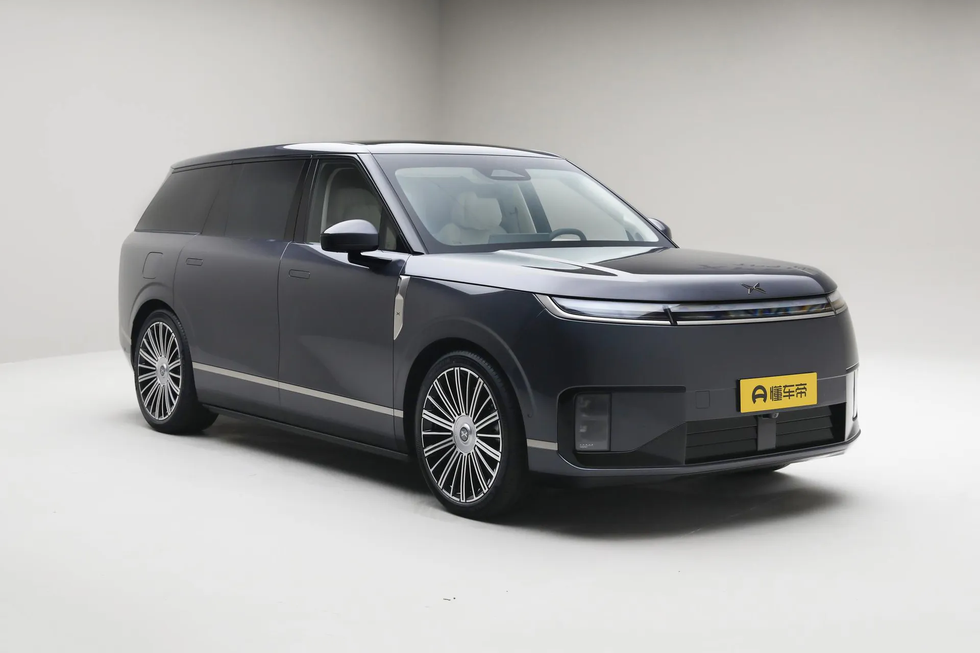  GX BEV 750 AWD Ultra Flagship
