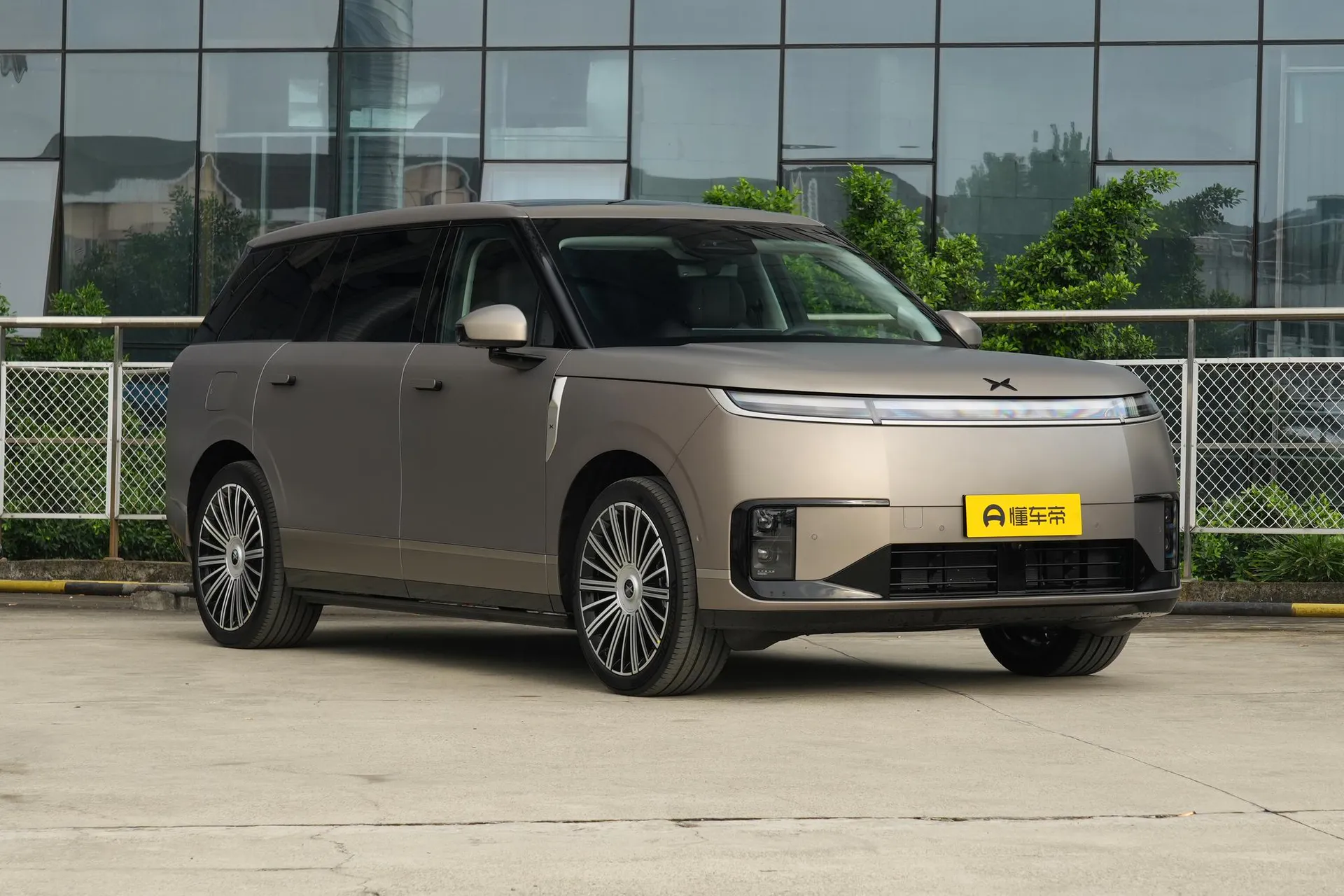  GX BEV 750 AWD Ultra Flagship