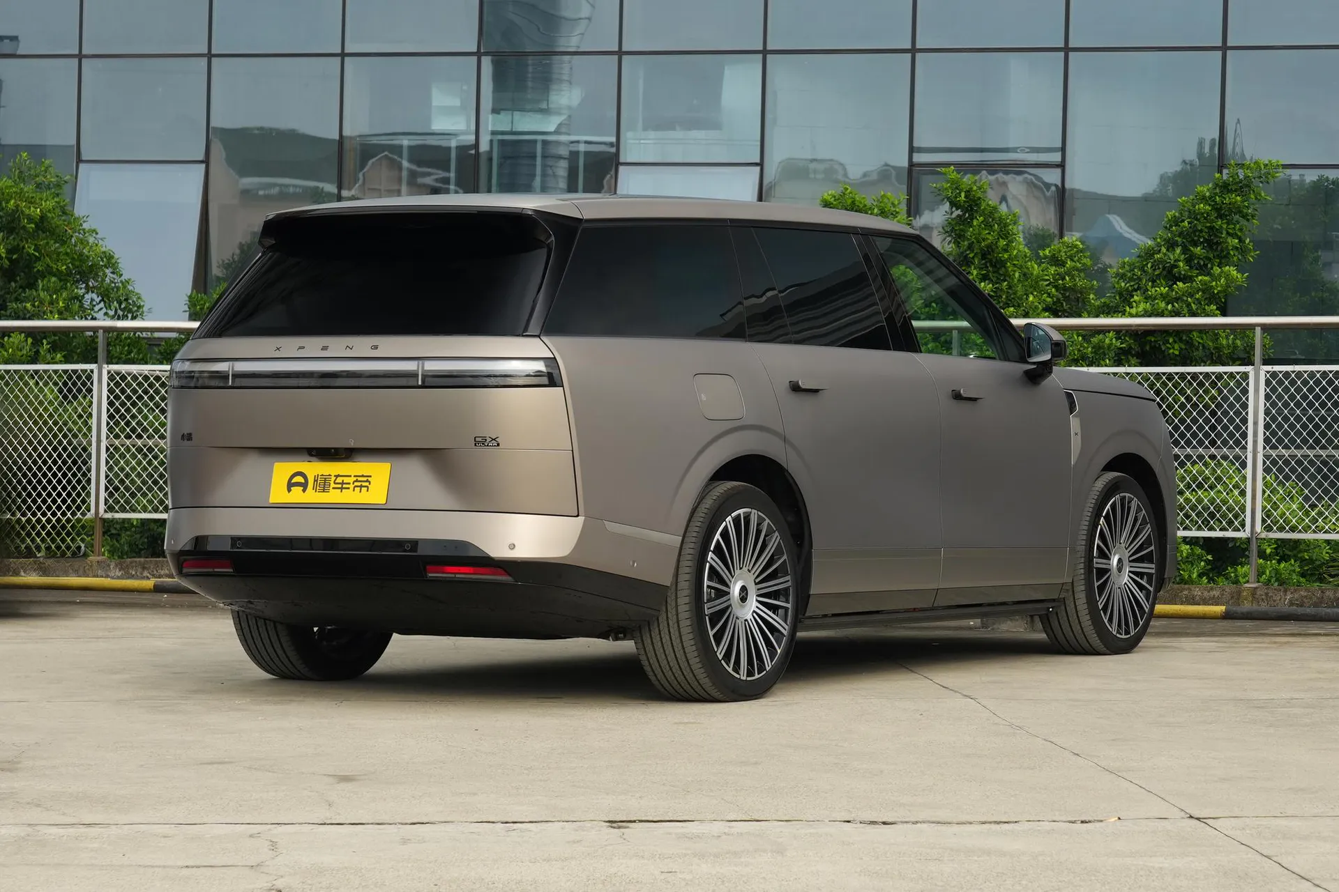  GX BEV 750 AWD Ultra Flagship