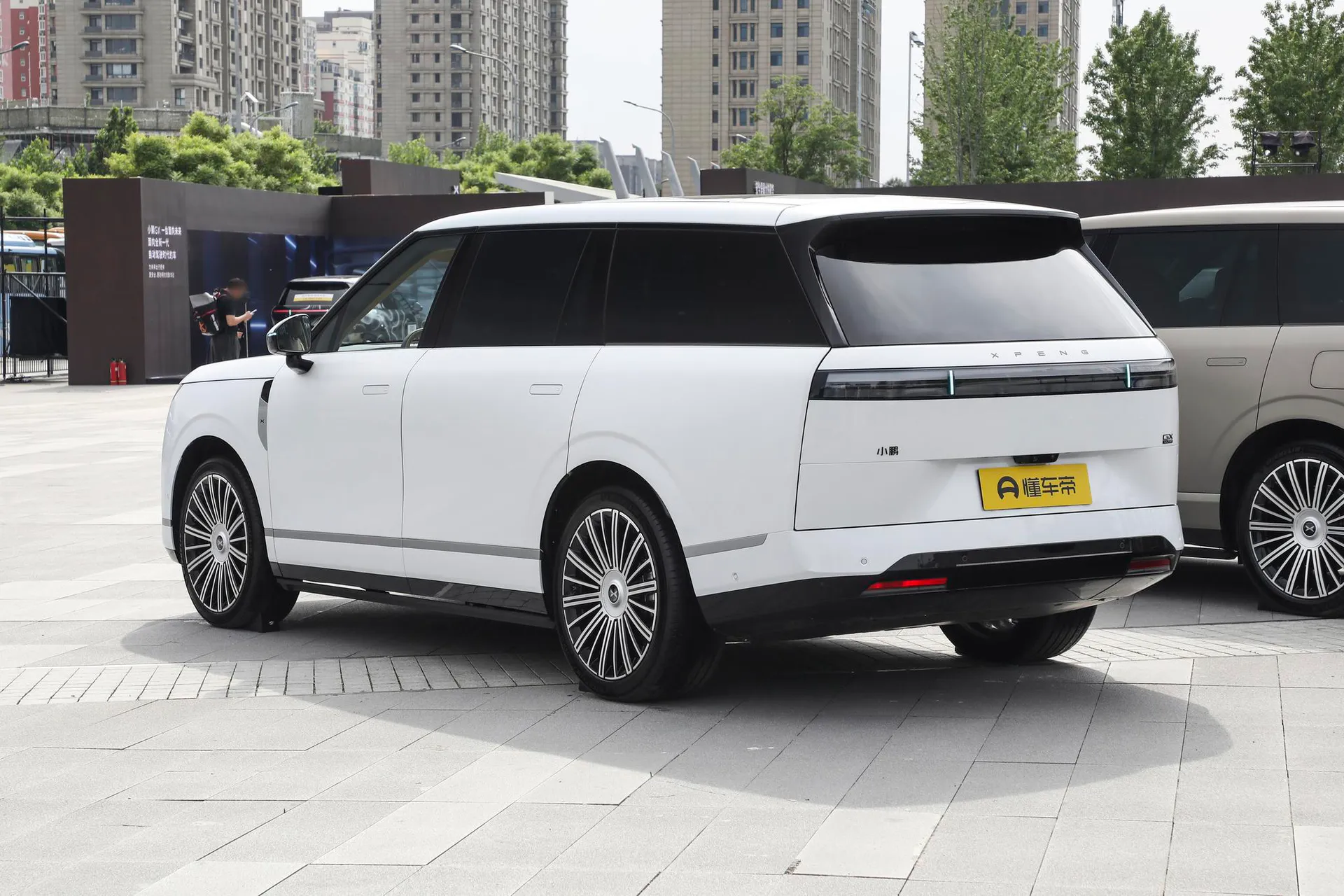  GX BEV 750 AWD Ultra Flagship