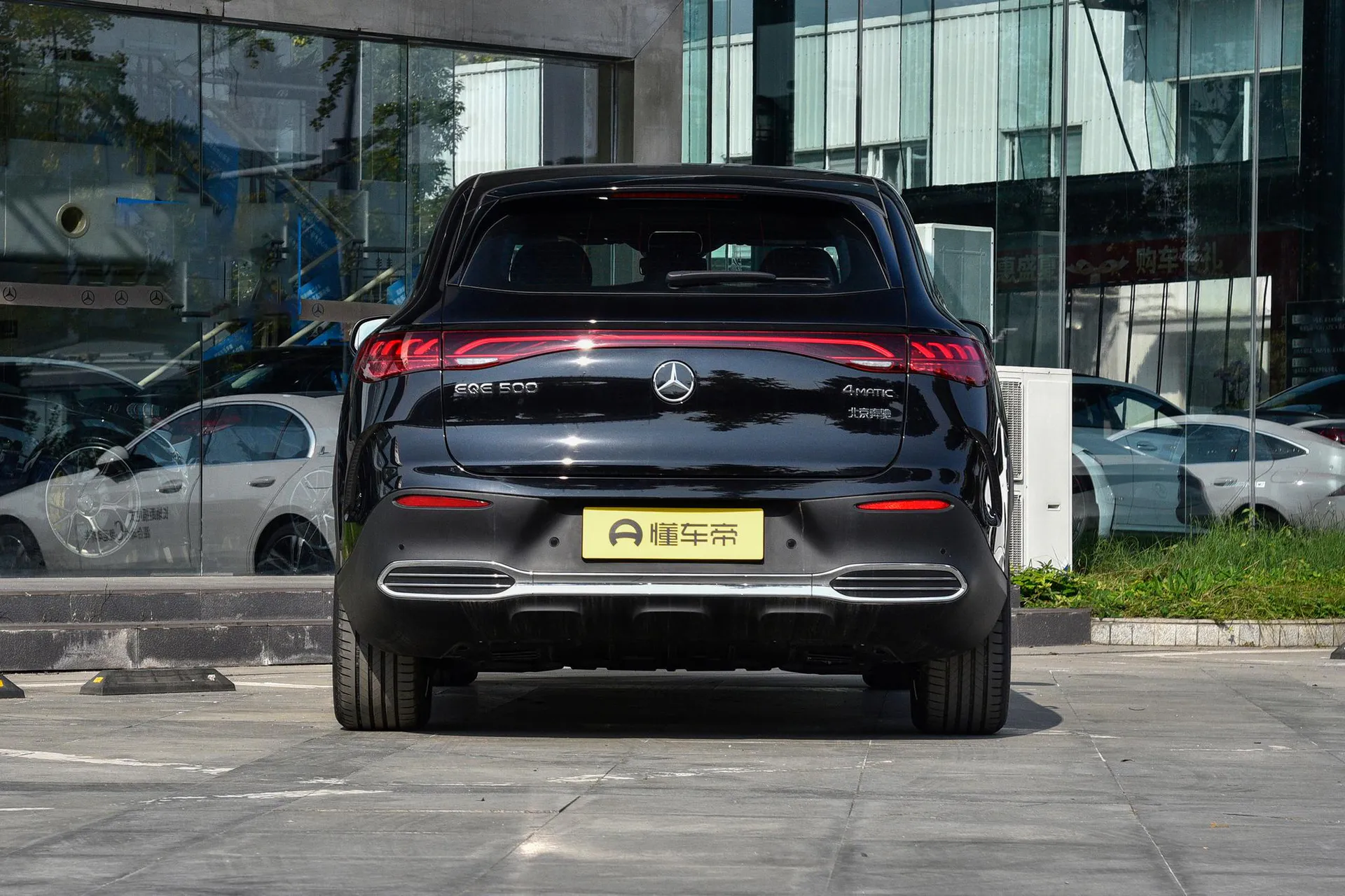  EQE SUV EQE SUV 500 4MATIC Pioneer