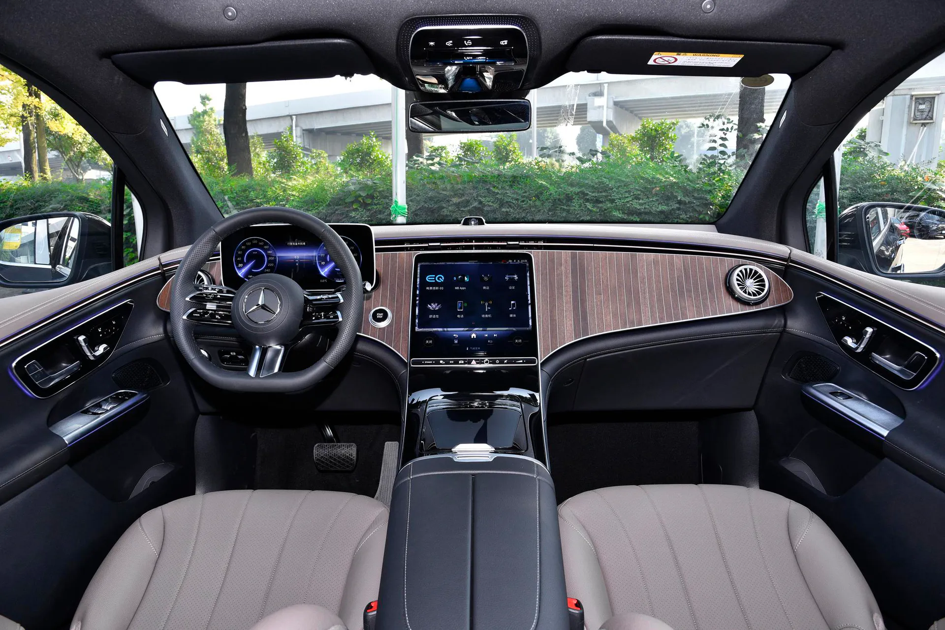  EQE SUV EQE SUV 500 4MATIC Pioneer