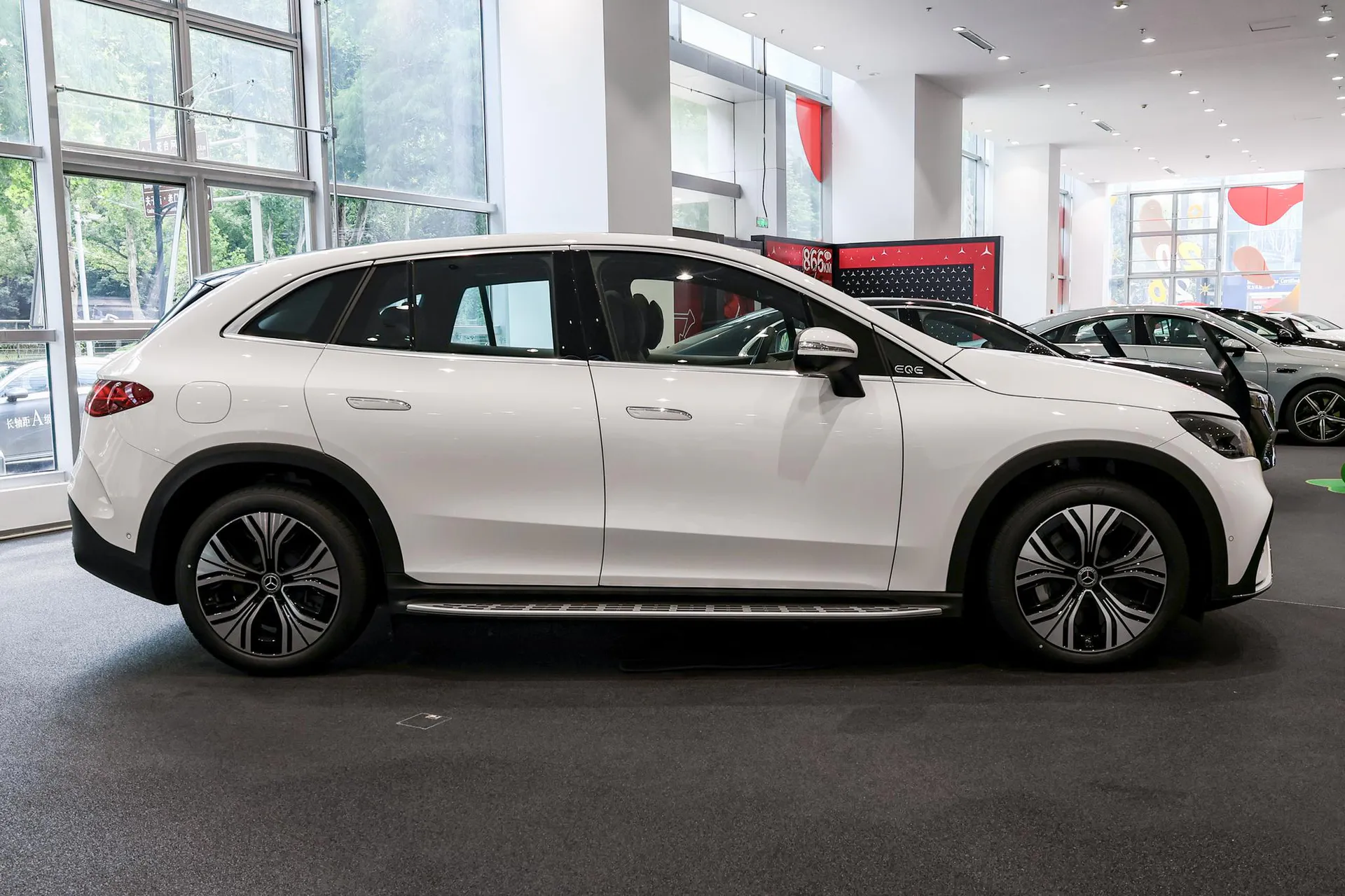 EQE SUV EQE SUV 500 4MATIC Luxury