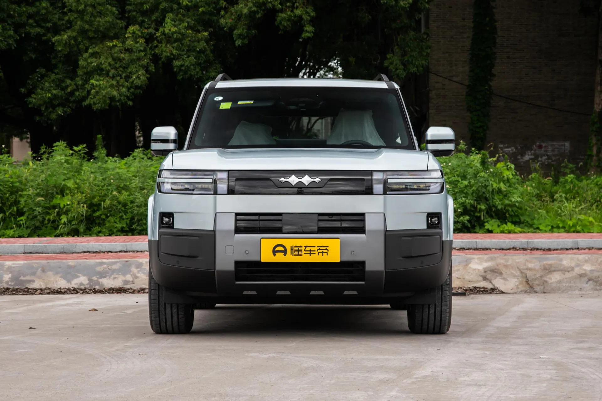  Titanium 7 EV 755 KM RWD Flash Charge