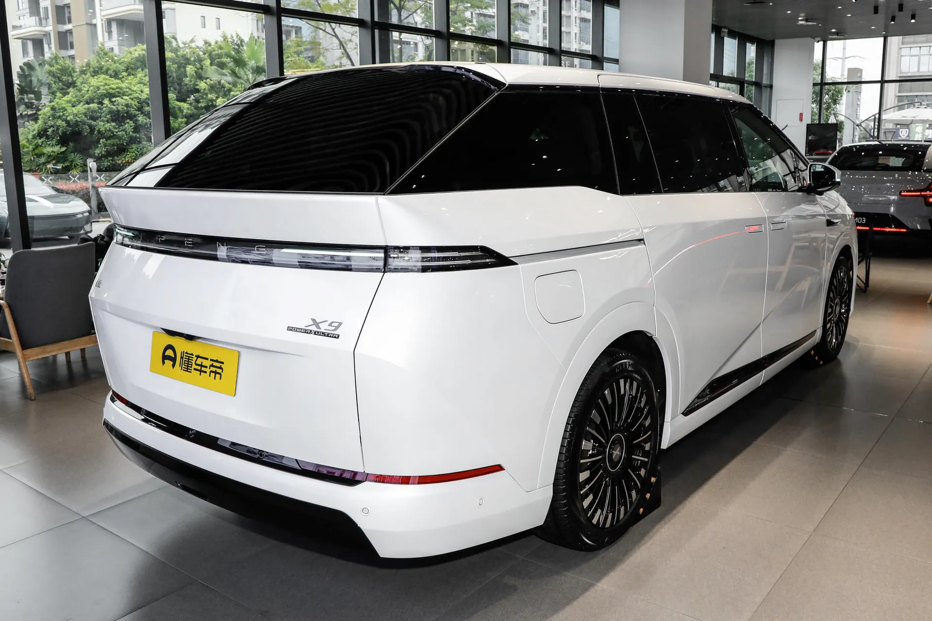  X9