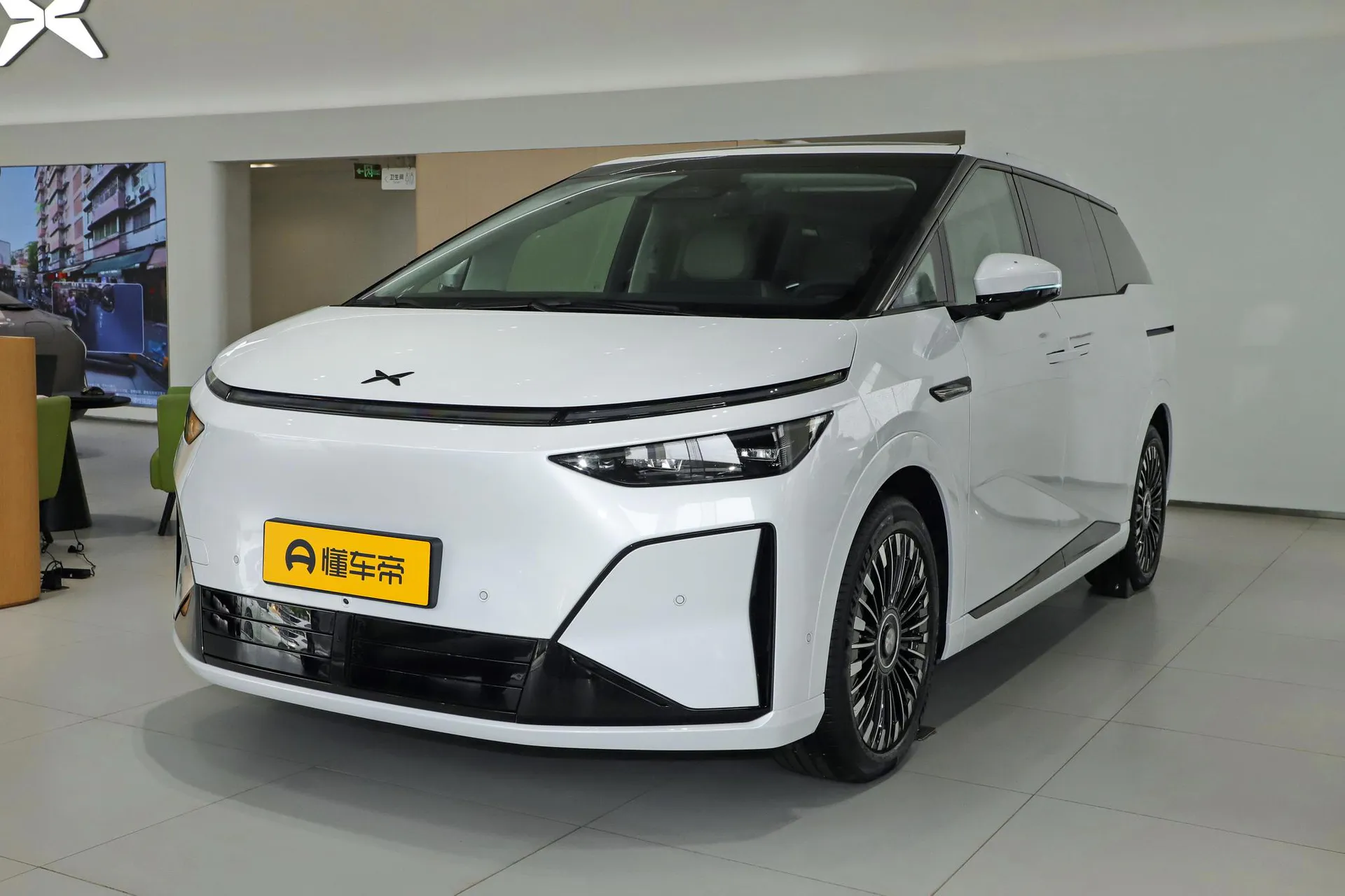  X9 BEV 710 AWD Ultra