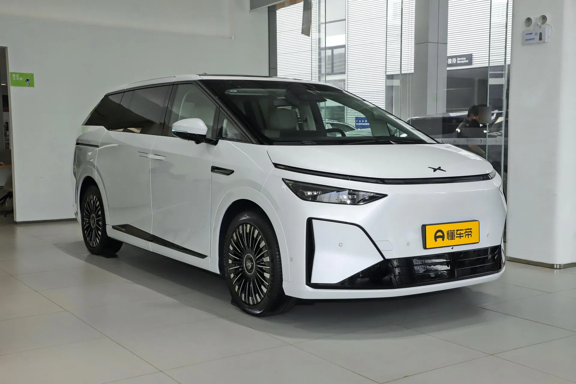  X9 BEV 710 AWD Ultra