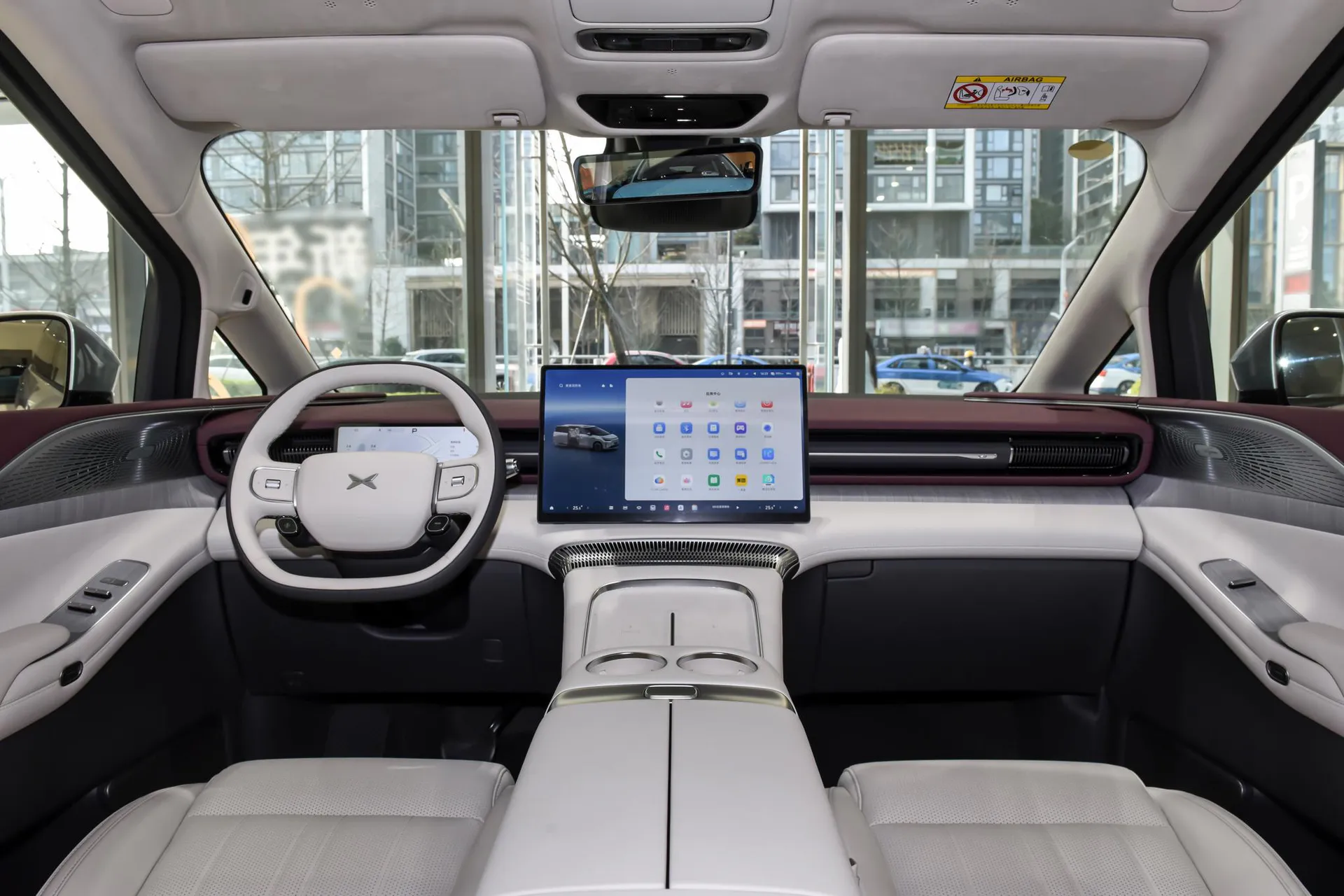  X9 BEV 710 AWD Ultra