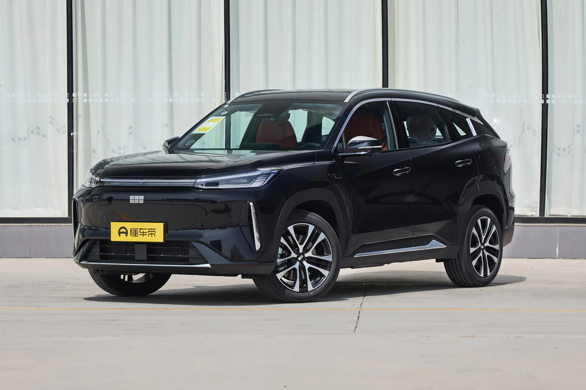  M7 225km Explorer+