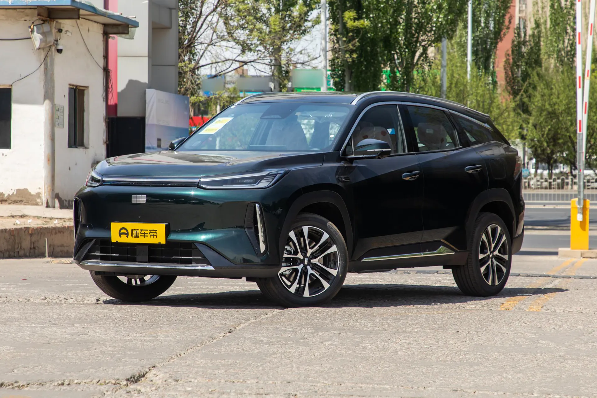  M7 225km Explorer+