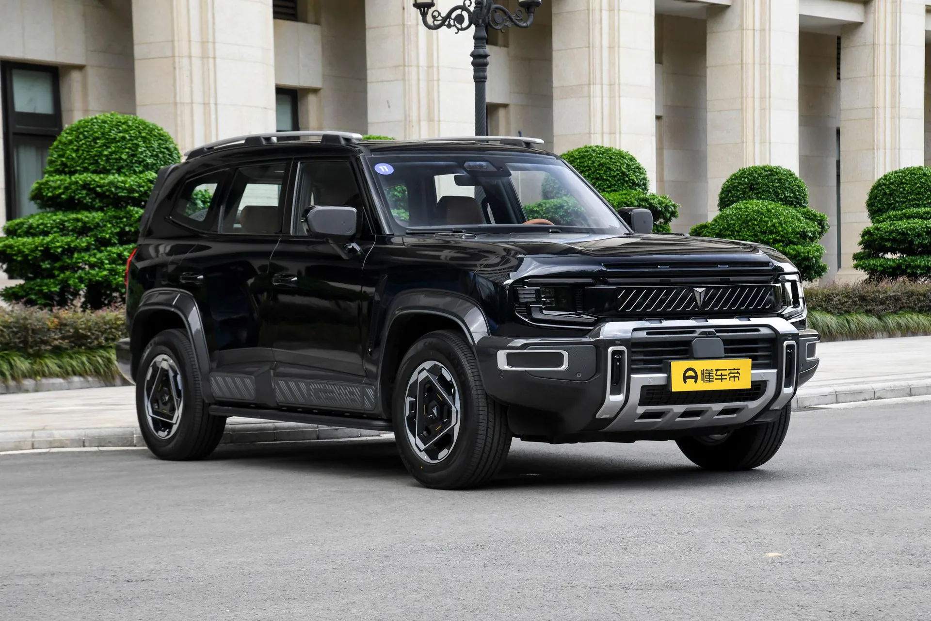  G318 AWD Air Suspension Qiankun