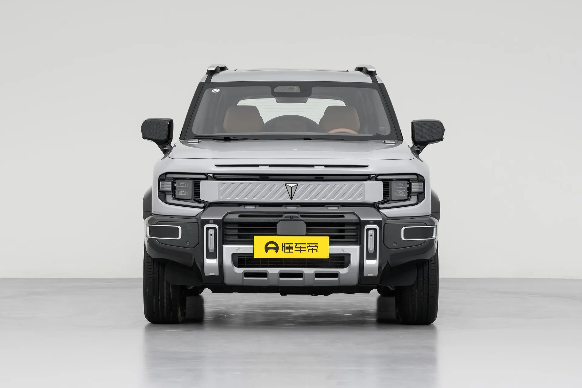  G318 AWD Air Suspension Qiankun