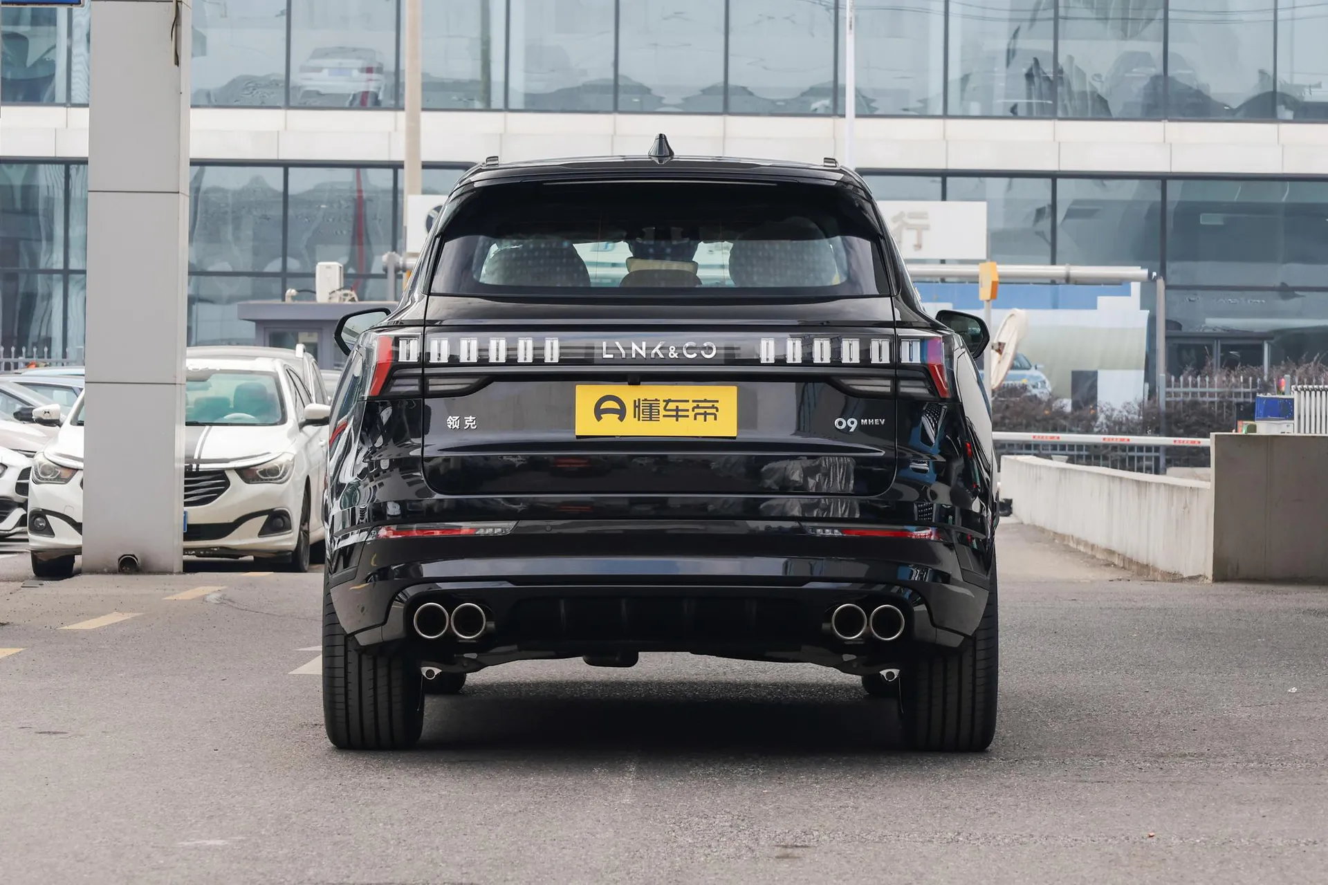  09 2.0T AWD Explorer Max