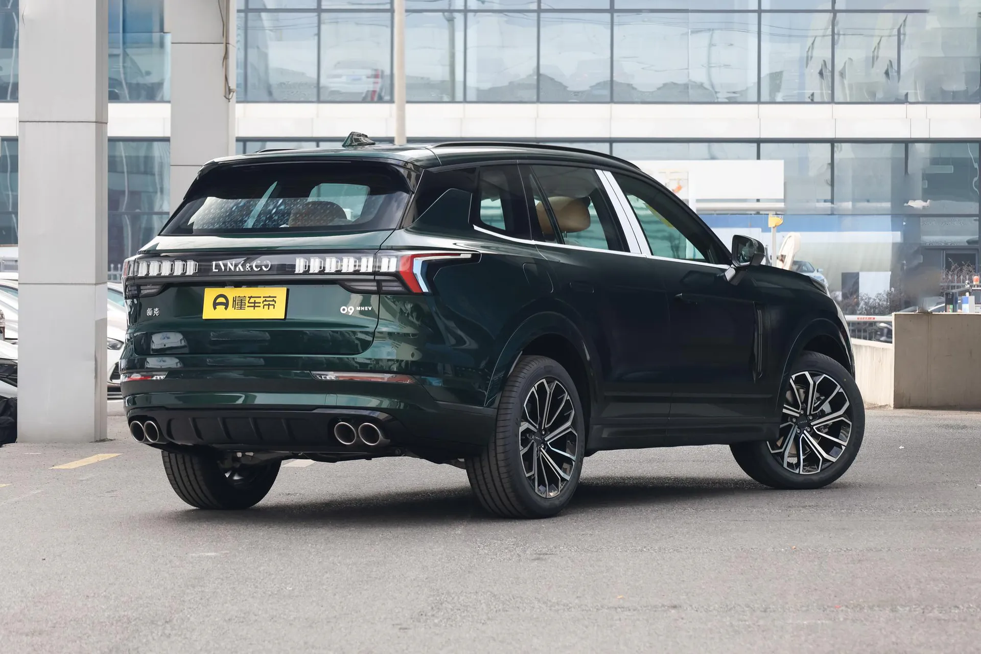  09 2.0T AWD Explorer Max