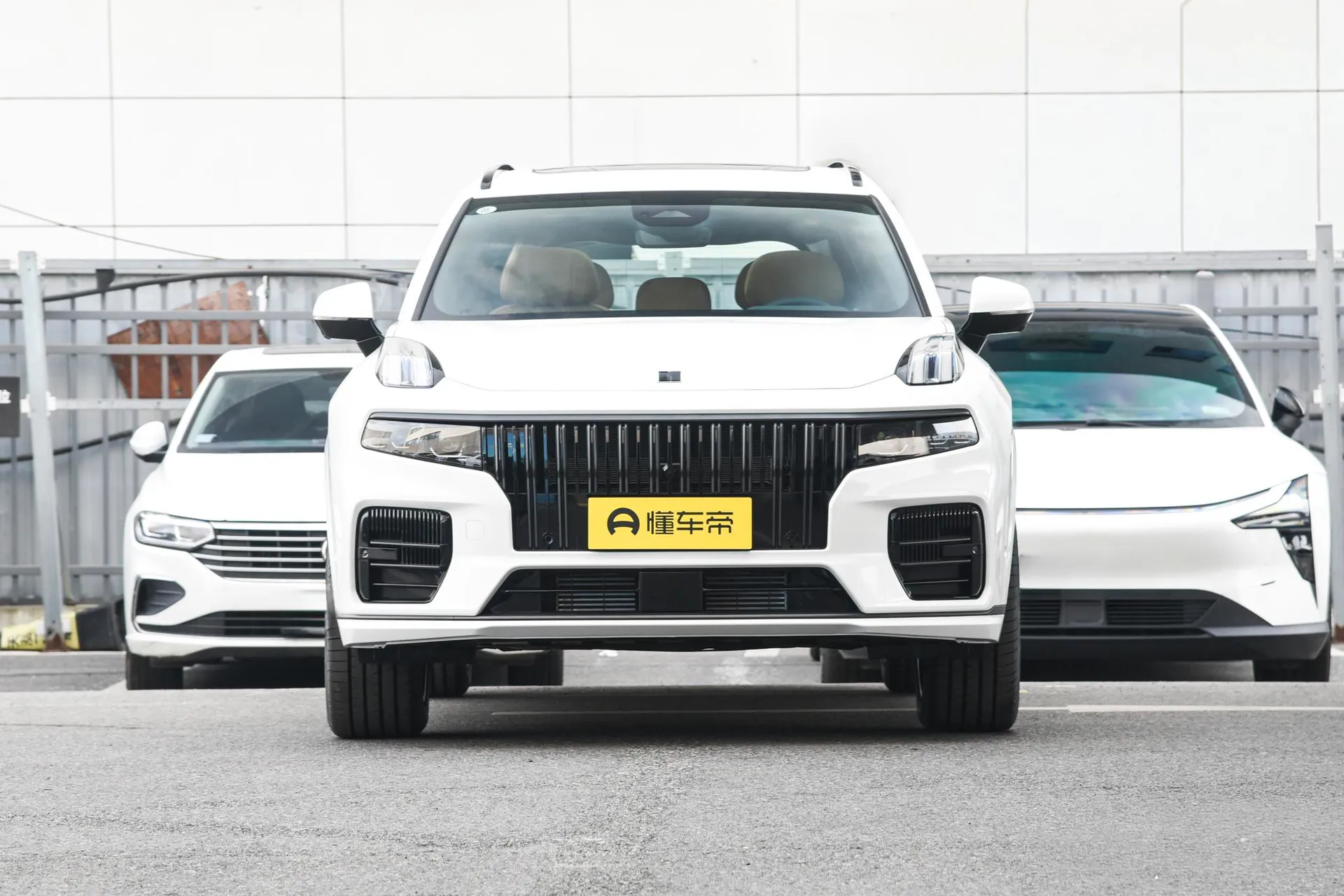  09 2.0T AWD Explorer Max